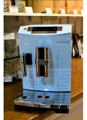 Кофемашина DeLonghi ECAM 26.455 Bl PrimaDonna S б/у